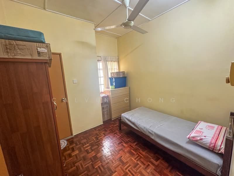 Rumah Teres 2 Tingkat untuk Dijual di Puchong (Selangor) - Calvin Chong - Bedroom - PropertyGuru.com.my