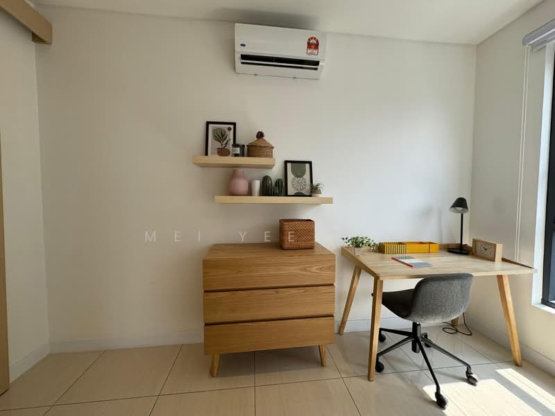 Servis Apartment untuk Disewa di Mitsui Serviced Suites - Mei Yee Tan - Study - PropertyGuru.com.my