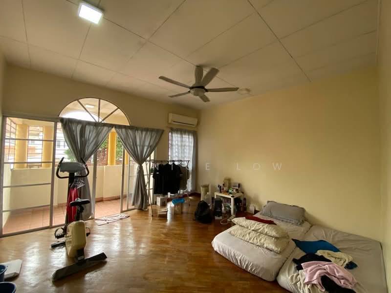 2-storey Terraced House for Sale in Bandar Puteri Puchong (Puchong) - Shanice Low - Balcony - PropertyGuru.com.my