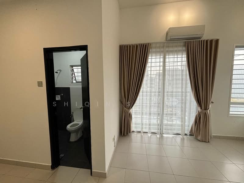 Cluster House for Sale in Bandar Puncak Alam (Puncak Alam) - Shiqin Saidin - Bathroom - PropertyGuru.com.my