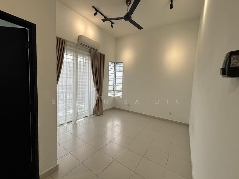 Cluster House for Sale in Bandar Puncak Alam (Puncak Alam) - Shiqin Saidin - Interior - PropertyGuru.com.my