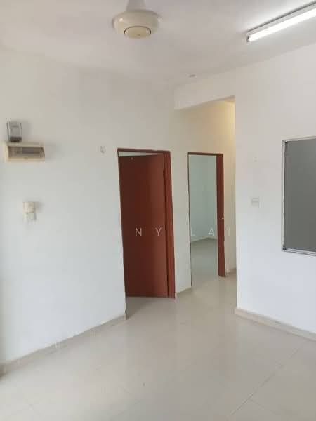 Flat for Rent at Taman Sri Serdang - Kenny Lai - Interior - PropertyGuru.com.my