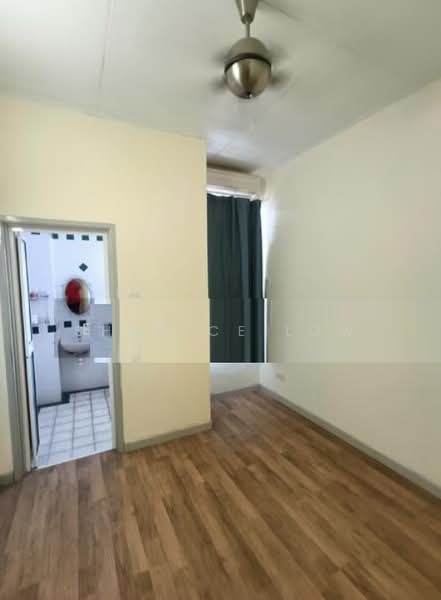 2-storey Terraced House for Sale in Bandar Puteri Puchong (Puchong) - Shanice Low - Bathroom - PropertyGuru.com.my
