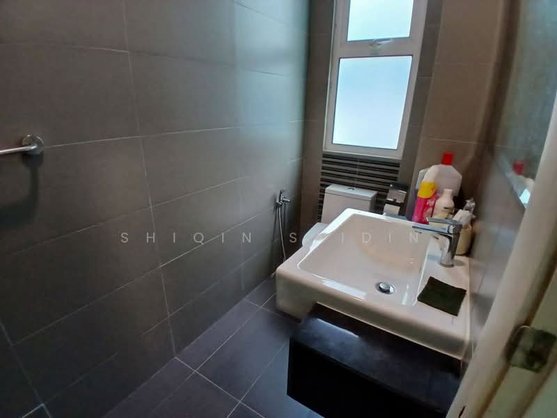 Bungalow for Sale in Shah Alam (Selangor) - Shiqin Saidin - Bathroom - PropertyGuru.com.my