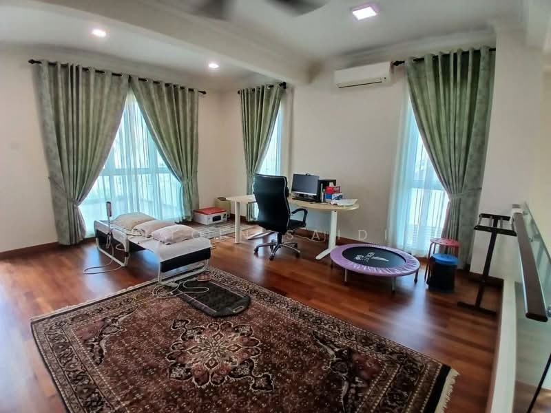 Bungalow for Sale in Shah Alam (Selangor) - Shiqin Saidin - Study - PropertyGuru.com.my
