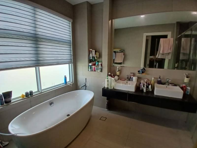 Bungalow for Sale in Shah Alam (Selangor) - Shiqin Saidin - Bathroom - PropertyGuru.com.my