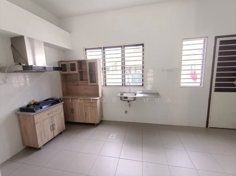 2-storey Terraced House for Rent in Setia Ecohill (Semenyih) - Victor Chua - Kitchen - PropertyGuru.com.my
