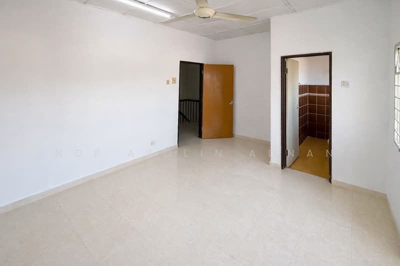 Renovated Double Storey Terrace Rawang Perdana untuk Untuk Dijual - RM 430,000, Mac 2026 - Interior - PropertyGuru.com.my