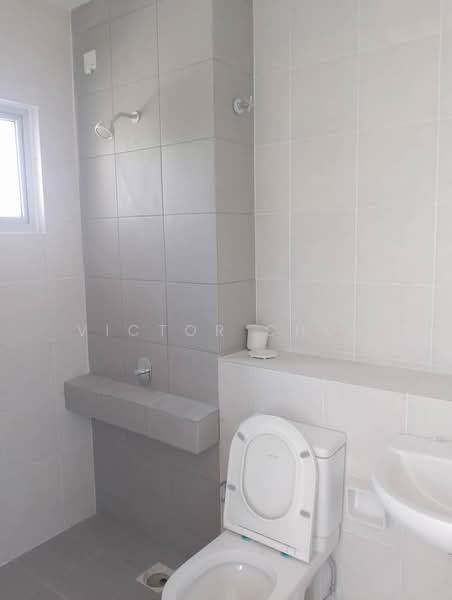 2-storey Terraced House for Rent in Setia Ecohill (Semenyih) - Victor Chua - Bathroom - PropertyGuru.com.my