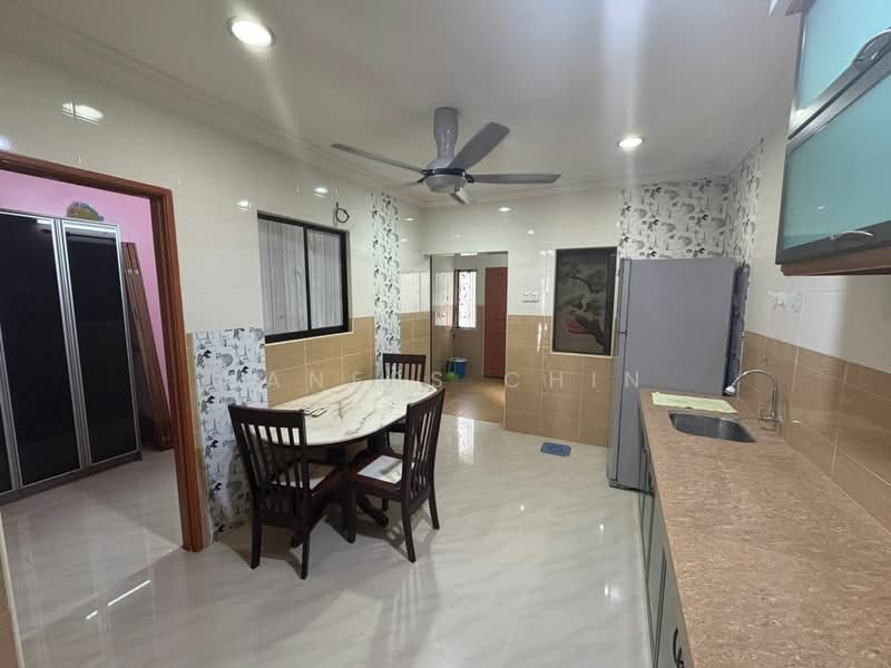 2-storey Terraced House for Rent in Setia Impian (Setia Alam) - Vaness Chin - Kitchen - PropertyGuru.com.my