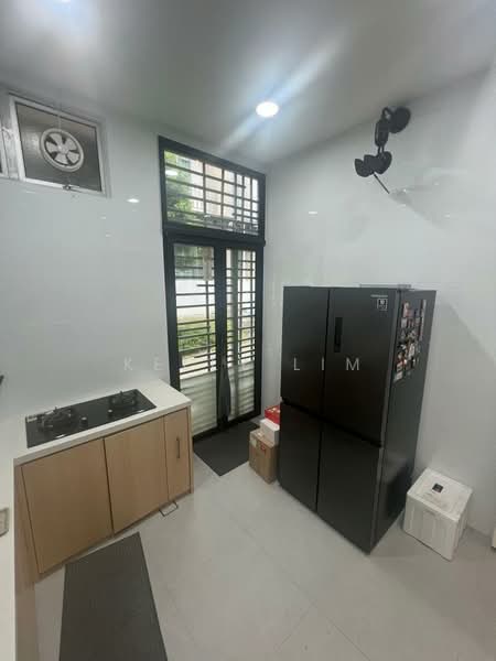 2-storey Terraced House for Sale in Taman Mount Austin (Tebrau) - Kelly Lim - Kitchen - PropertyGuru.com.my