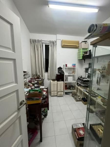 Jay Series (Greenlane Heights Block J) untuk Untuk Dijual - RM 340,000, Mac 2026 - Study - PropertyGuru.com.my