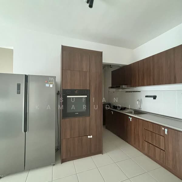 Service Residence for Rent at The Zizz @ Damansara North - Sufian Kamaruddin - Kitchen - PropertyGuru.com.my