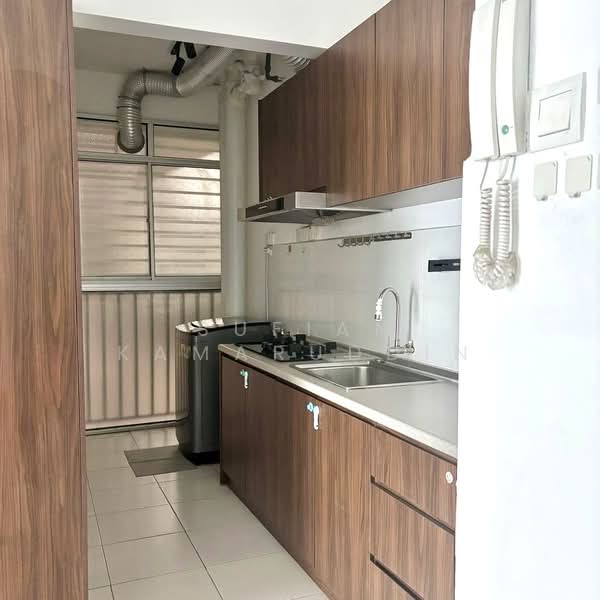 Service Residence for Rent at The Zizz @ Damansara North - Sufian Kamaruddin - Kitchen - PropertyGuru.com.my