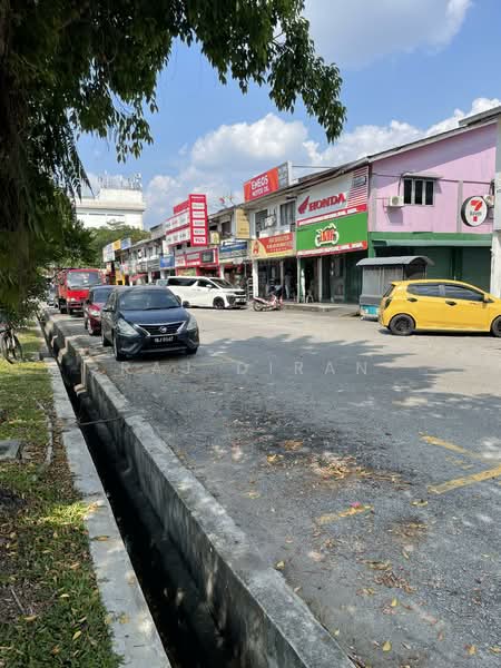 Shop for Sale in Sungai Buloh (Selangor) - Raj Diran - Exterior - PropertyGuru.com.my