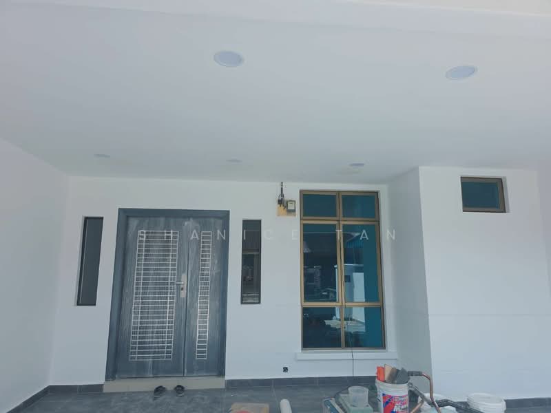 1-storey Terraced House for Sale in Taman Puteri Wangsa (Ulu Tiram) - Shanice Tan - Exterior - PropertyGuru.com.my