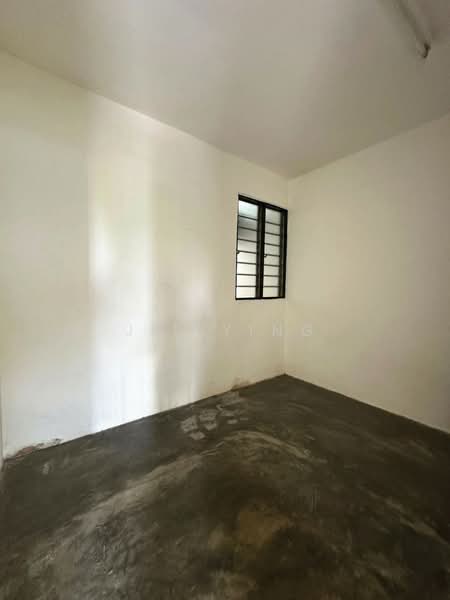 Flat for Sale at Taman Mengkudu Flat - Jie Ying - Interior - PropertyGuru.com.my