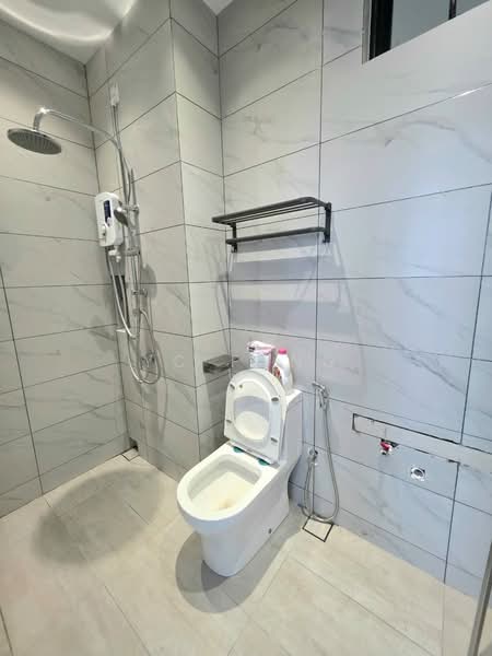 Space Residency untuk Untuk Disewa - RM 3,500 /bulan, Mac 2026 - Bathroom - PropertyGuru.com.my