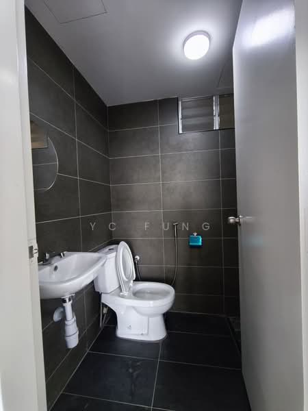 Service Residence for Rent at Midas @ Seri Alam - YC Fung - Bathroom - PropertyGuru.com.my