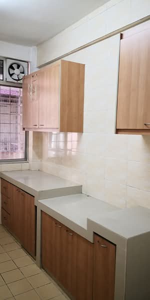 D'shire Villa untuk Untuk Dijual - RM 395,000, Mac 2026 - Kitchen - PropertyGuru.com.my