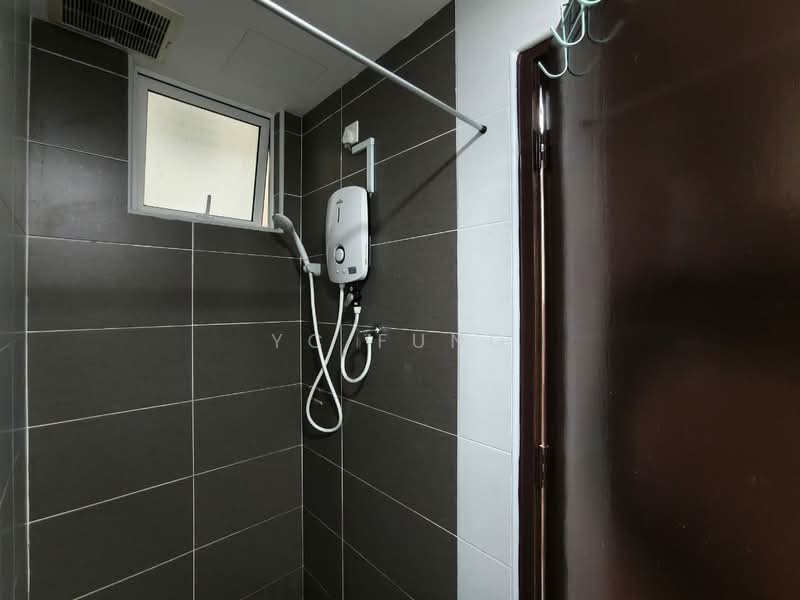 Service Residence for Rent at KSL Residence @ Daya - YC Fung - Bathroom - PropertyGuru.com.my