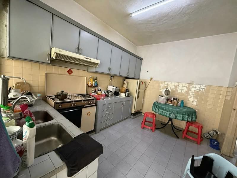 Taman Connaught, Cheras untuk Untuk Dijual - RM 948,000, Mac 2026 - Kitchen - PropertyGuru.com.my