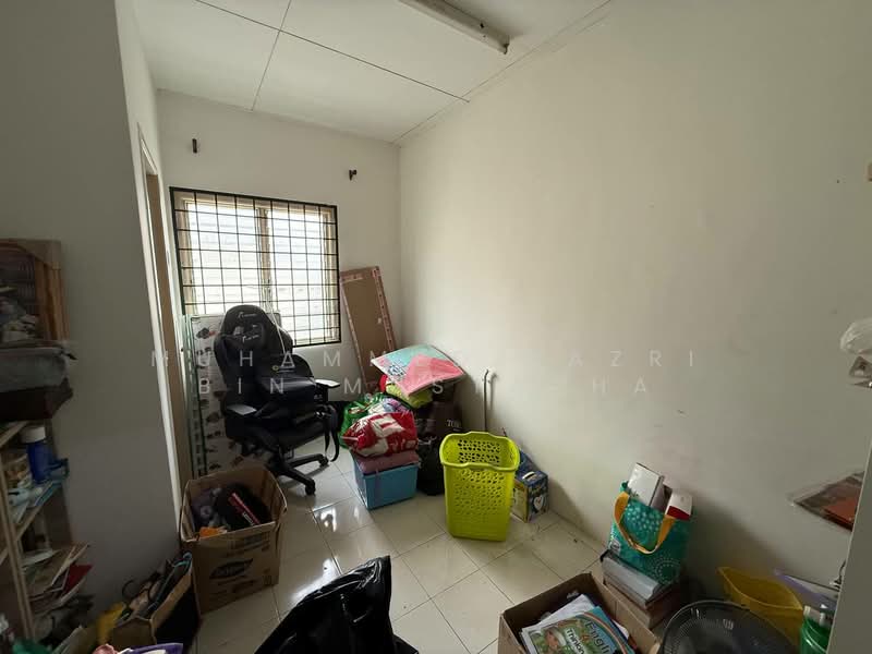 2-storey Terraced House for Sale in Taman Universiti (Bangi) - Muhammed Nazri bin Mustapha - Study - PropertyGuru.com.my