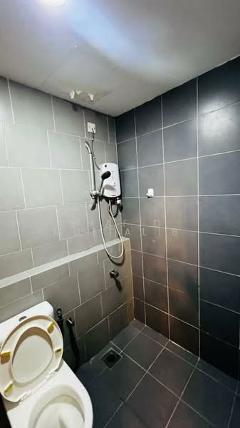 For Rent - Flexis @ One South