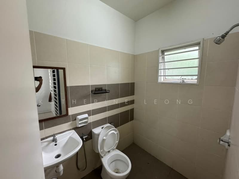 2-storey Terraced House for Sale in Rawang (Selangor) - Katherine Leong - Bathroom - PropertyGuru.com.my