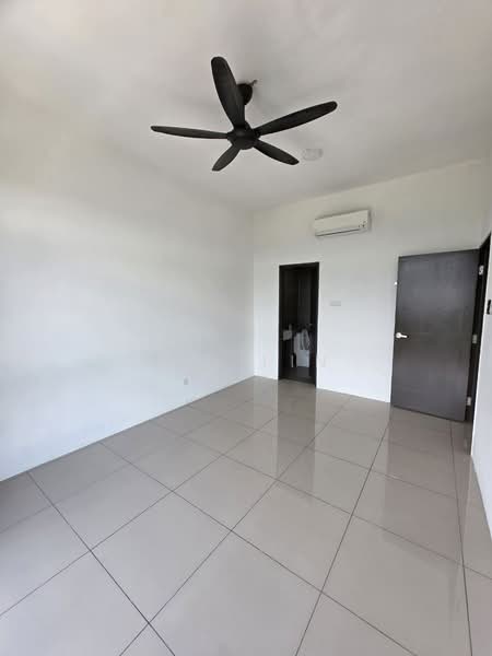 Service Residence for Sale at Midas @ Seri Alam - Xin Lin - Interior - PropertyGuru.com.my