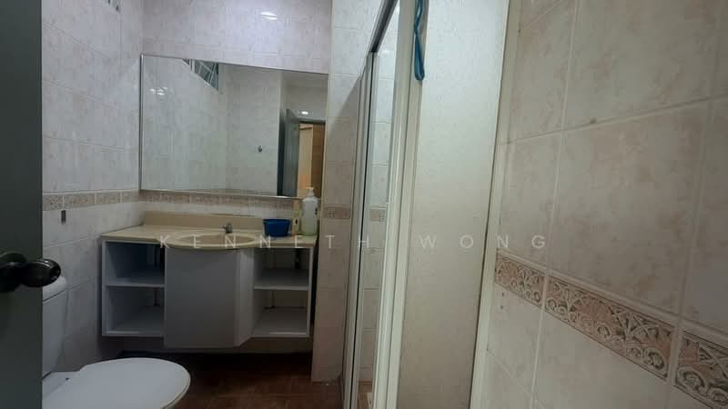 De Summit Condominium untuk Untuk Disewa - RM 2,000 /bulan, Apr 2026 - Bathroom - PropertyGuru.com.my