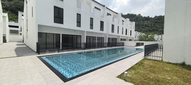 3-storey Terraced House for Sale in Petaling Jaya (Selangor) - Raymond Tan - Exterior - PropertyGuru.com.my
