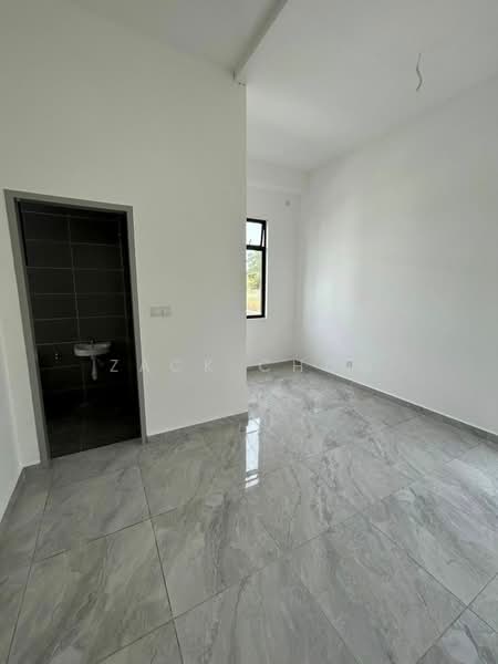 Terraced House for Sale in Bandar Putra (Kulai) - Zack Chow - Interior - PropertyGuru.com.my