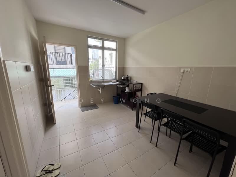 Townhouse for Sale in Seri Kembangan (Selangor) - Joey Wong - PropertyGuru.com.my