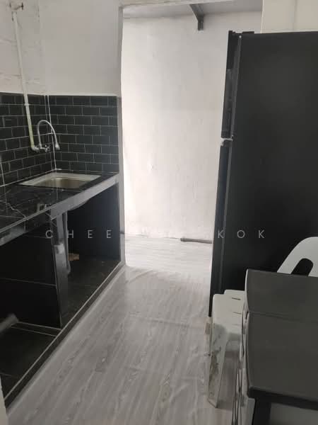 Flat for Rent at Pelangi Indah - Chee Wye Kok - PropertyGuru.com.my
