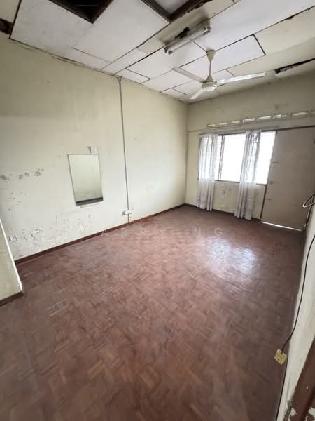 2-storey Terraced House for Sale in Taman Pelangi (Johor Bahru) - Larry Ng - Interior - PropertyGuru.com.my