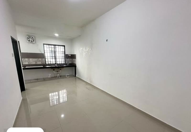 2-storey Terraced House for Sale in Bandar Puteri (Klang) - Zackinn Hoi - Kitchen - PropertyGuru.com.my