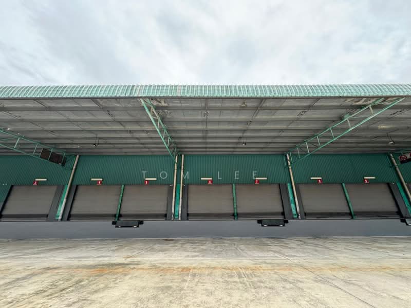 Warehouse for Sale in U8, Bukit Jelutong Industrial Park (Shah Alam) - Tom Lee - Exterior - PropertyGuru.com.my