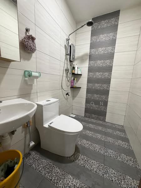 Taman Puteri Wangsa untuk Untuk Dijual - RM 799,000, Mac 2026 - Bathroom - PropertyGuru.com.my