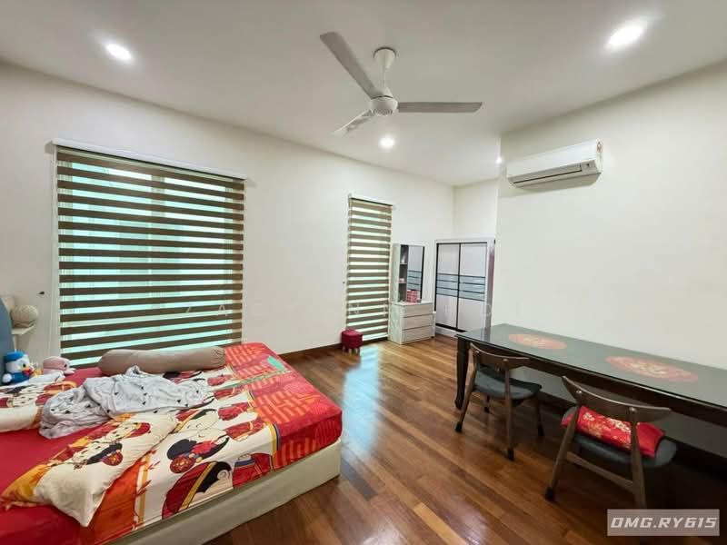 Bungalow for Sale in Bandar Parklands (Klang) - Zackinn Hoi - Bedroom - PropertyGuru.com.my