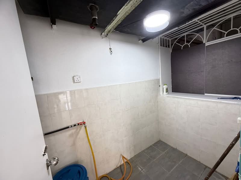 Pangsapuri Taman Bukit Rawang Putra untuk Untuk Dijual - RM 250,000, Mac 2026 - Utilities / Wet Kitchen - PropertyGuru.com.my