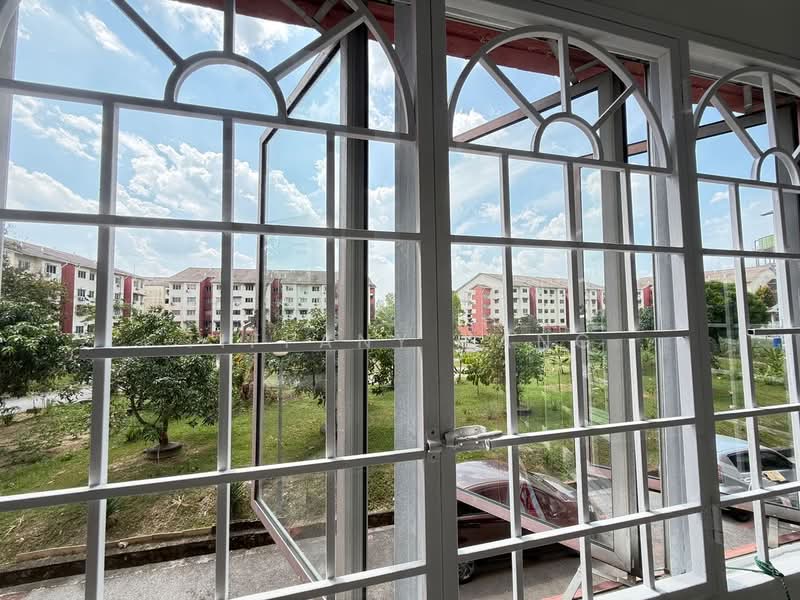 Pangsapuri Taman Bukit Rawang Putra untuk Untuk Dijual - RM 250,000, Mac 2026 - First Floor View - PropertyGuru.com.my