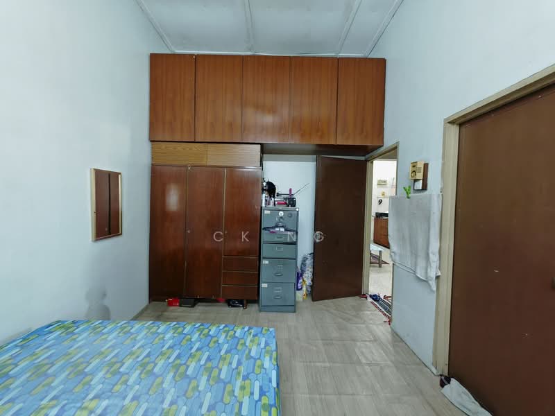 Semi-Detached House for Sale in Taman Rasah (Rasah) - CK Ng - Bedroom - PropertyGuru.com.my
