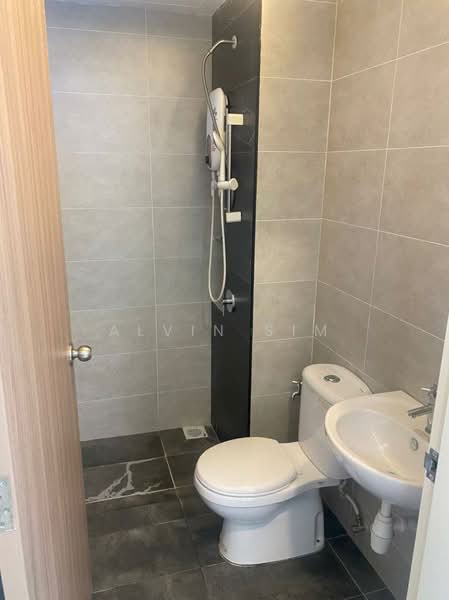 Condominium for Rent at QuayWest Residence - Alvin Sim - Bathroom - PropertyGuru.com.my