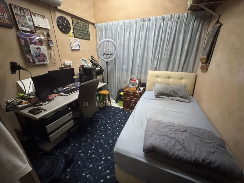 2-storey Terraced House for Sale in Taman Pinggiran Templer (Selayang) - Loharaj . - Bedroom - PropertyGuru.com.my