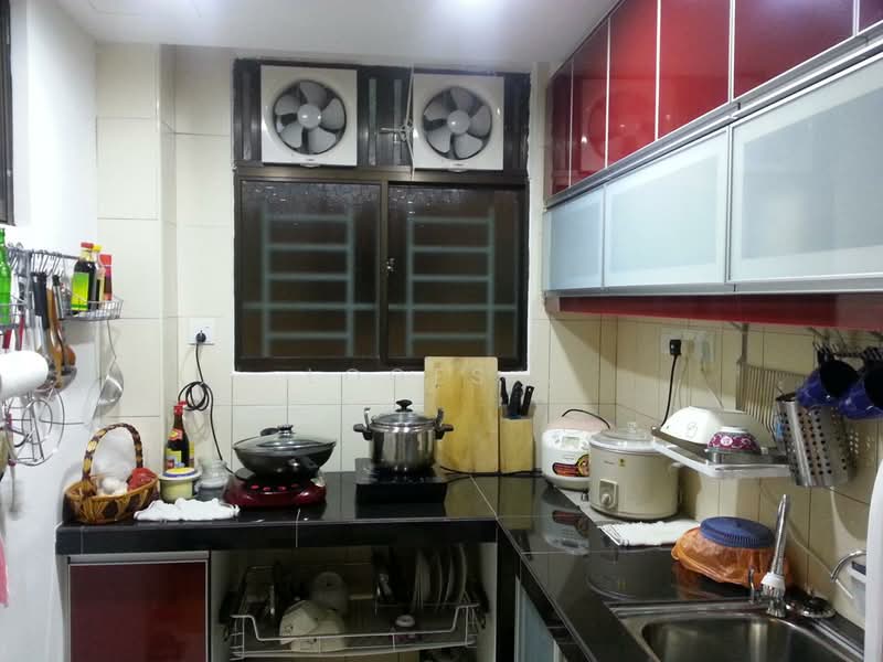 Condominium for Sale at Indah Alam (Subang Andaman) - Loges . - Kitchen - PropertyGuru.com.my