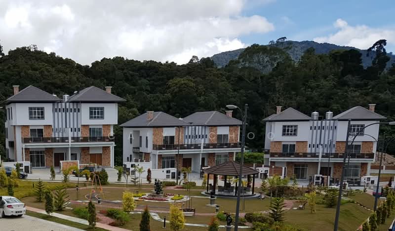 Semi-Detached House for Sale in Tanah Rata (Pahang) - Caiyi Choo - Exterior - PropertyGuru.com.my