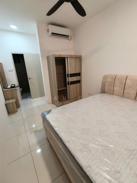 Service Residence for Sale at Vivo Executive Apartment - Cheau Chie Ooi - Bedroom - PropertyGuru.com.my