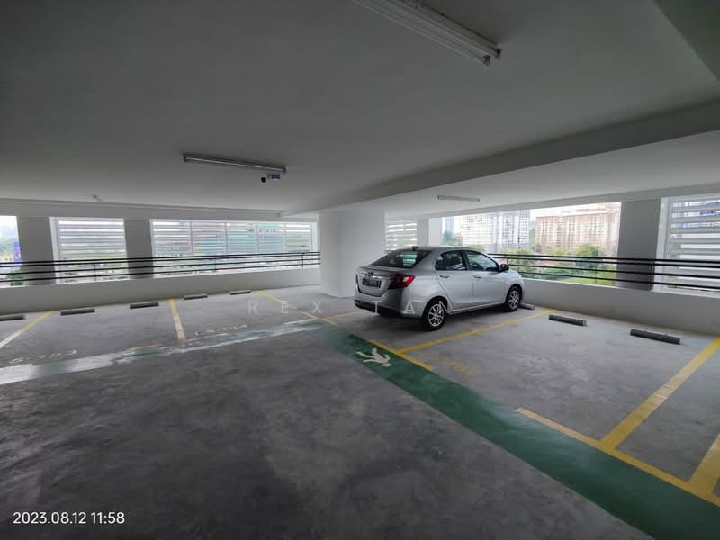 Condominium for Rent at Platinum Arena - Rex Tan - Car Park - PropertyGuru.com.my