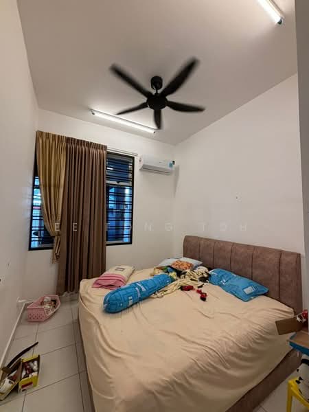 1-storey Terraced House for Sale in Bandar Putra (Kulai) - Ee Fong Toh - Bedroom - PropertyGuru.com.my